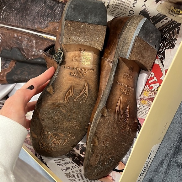 Vintage Looking / Rustic Cowgirl Boots - Picture 7 of 13